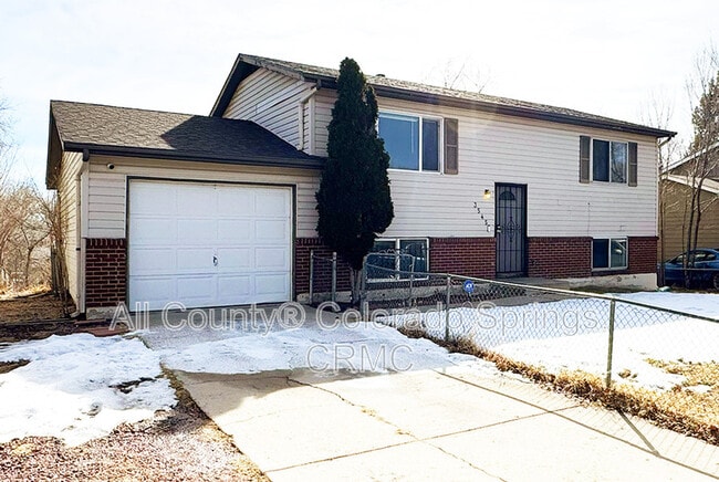 Building Photo - 3545 Bridgewood Ln