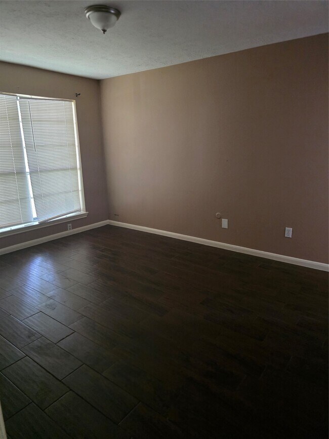 Photo - 2703 Westfield St