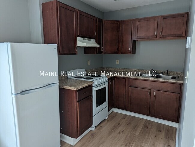 Photo - 380 Hammond St Apartment Unit 4