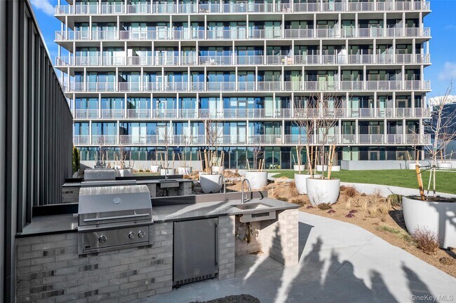 Photo - 131-02B 40th Rd Unidad 16M