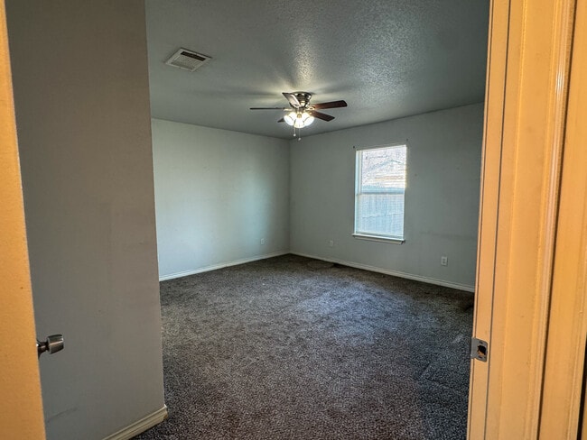 Photo - 3812 Eutopia St