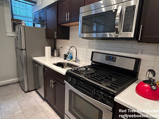 Photo - 116 Riverway