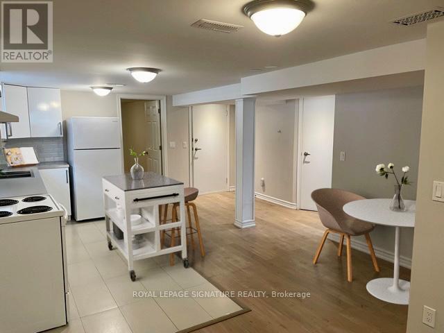 Photo - 1528 Pharmacy Ave