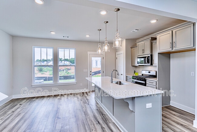 Photo - 109 Marston Ln