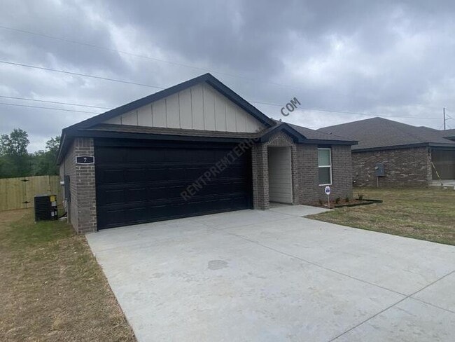 Photo - 7 Vineyard Dr