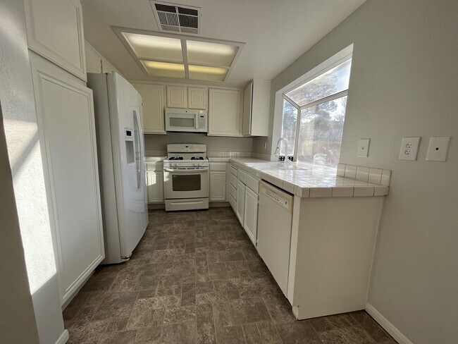 Photo - 3317 Surfline Dr