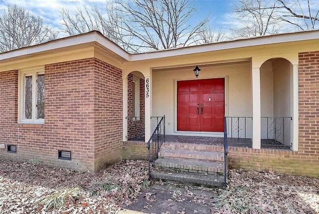 Building Photo - 6635 Olde Savannah Rd