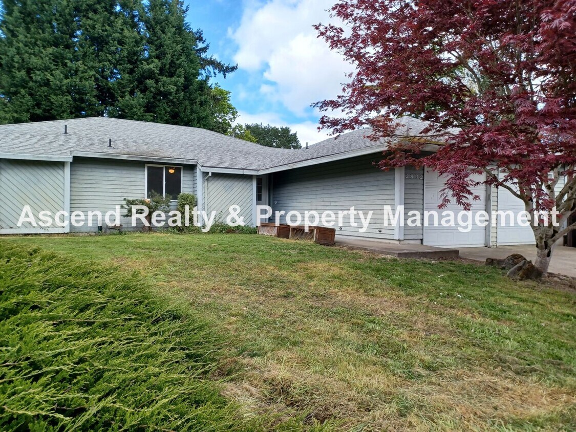 Remodeled Ranch on CuldeSac Large Fenced B... - Remodeled Ranch on CuldeSac Large Fenced B...
