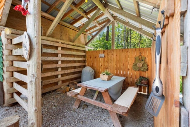 Photo - 321 Paradise Dr Unit ID1323720P