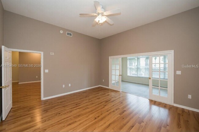 Photo - 1301 N Tamiami Trl Unit 0