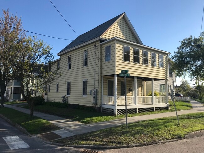 Photo - 125 Manhattan Dr Unit 1
