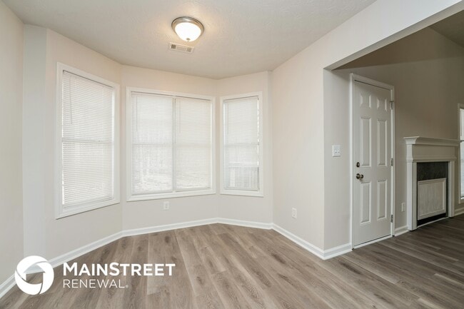 Photo - 220 Alcovy Way