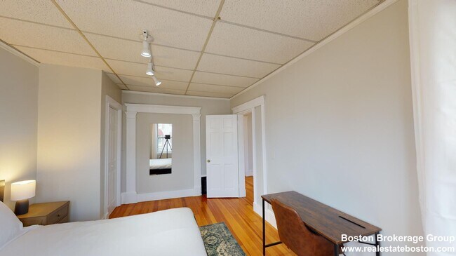 Photo - 123 Boston St Unit 2