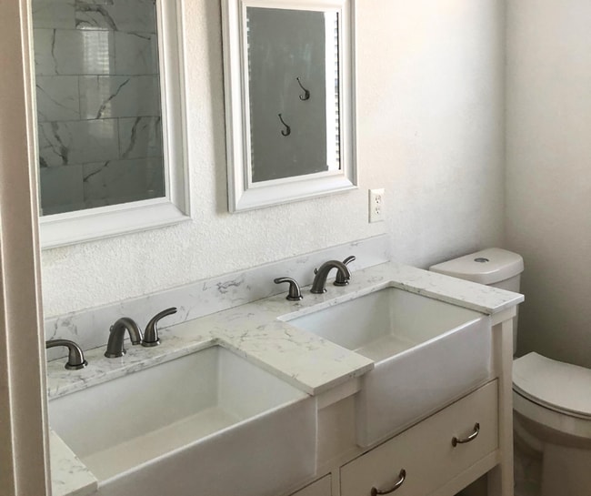 Photo - Great home in a country setting!