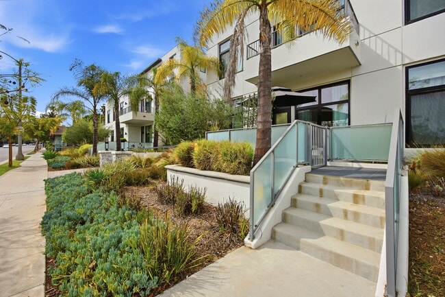 399 E Del Mar Blvd