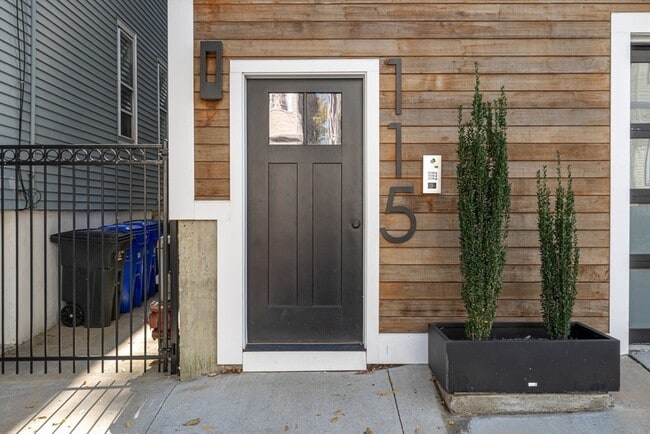 Photo - 116 Falcon St Unit #1