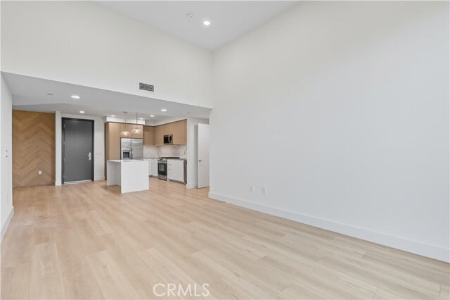 Photo - 12078 Guerin St Unidad 404