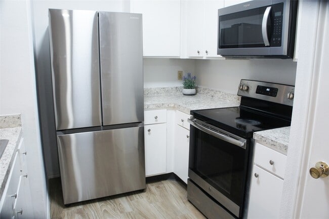 Photo - 2023 Gentryside Dr Unit 109