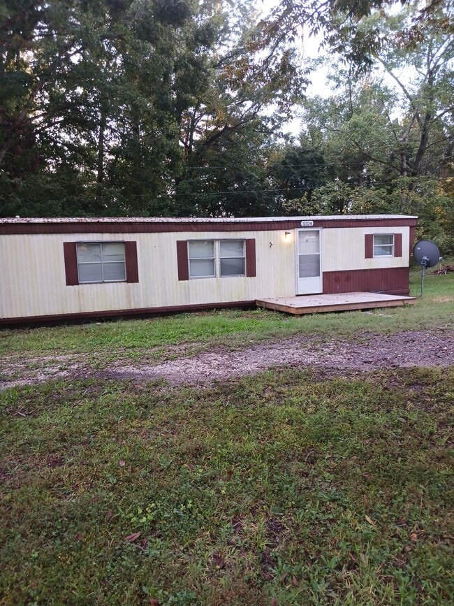 Building Photo - 2124 Countryside Dr Rental
