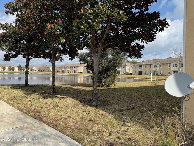 Photo - 2384 Golden Lake Loop