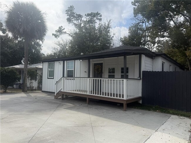 Photo - 1625 Wilson Ave