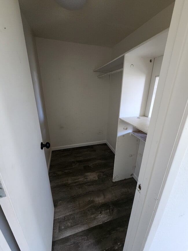 Photo - 3125 E John L Ave