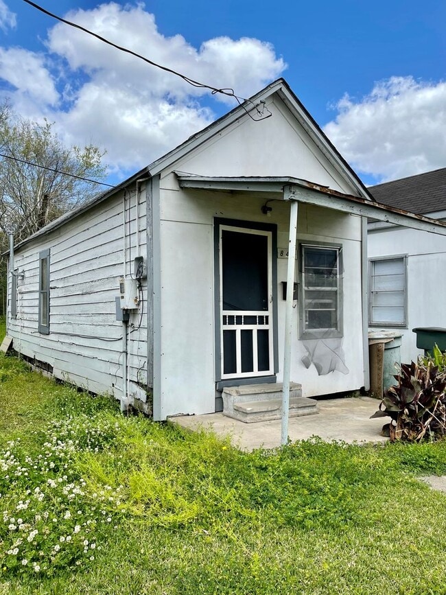 Photo - 840 Peach Ave