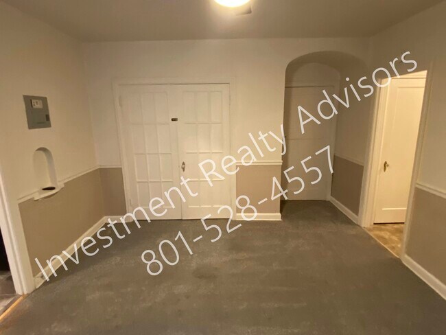 Photo - 141 E 1st Ave Unidad 206