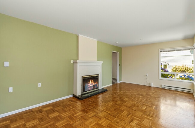 Photo - 532 Colby Ave