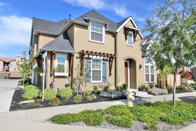 Building Photo - 1209 Lavande Dr