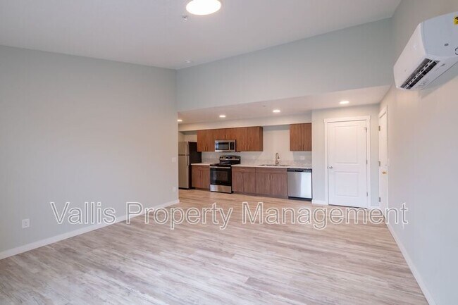 Photo - 13001 S Crompton Lane