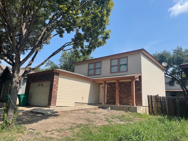 Building Photo - 802 Meadow Dale