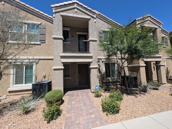 Building Photo - 664 Vetiver Ln