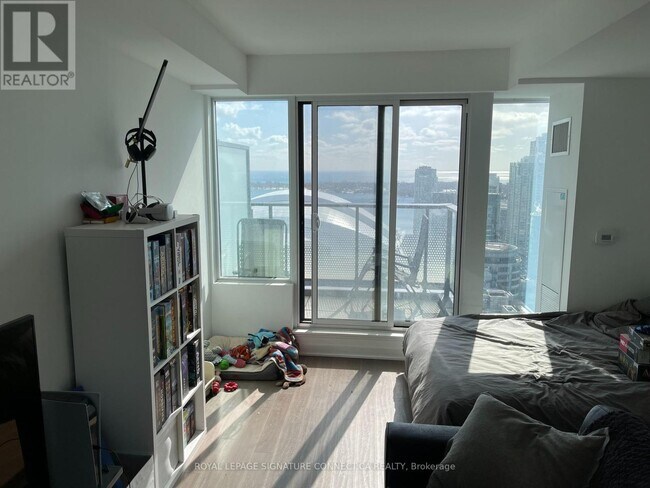 Photo - 115 Blue Jays Way Unit 4003