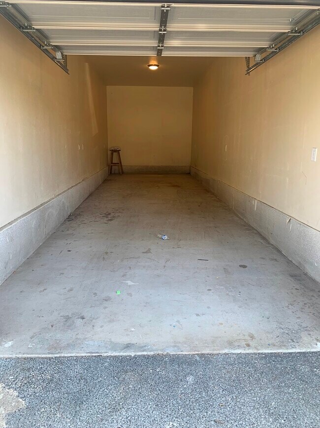 3910 Halldale Ave Unit 3910