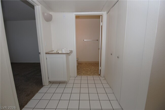 Photo - 1908 Mountain Hills Ct Unit 103