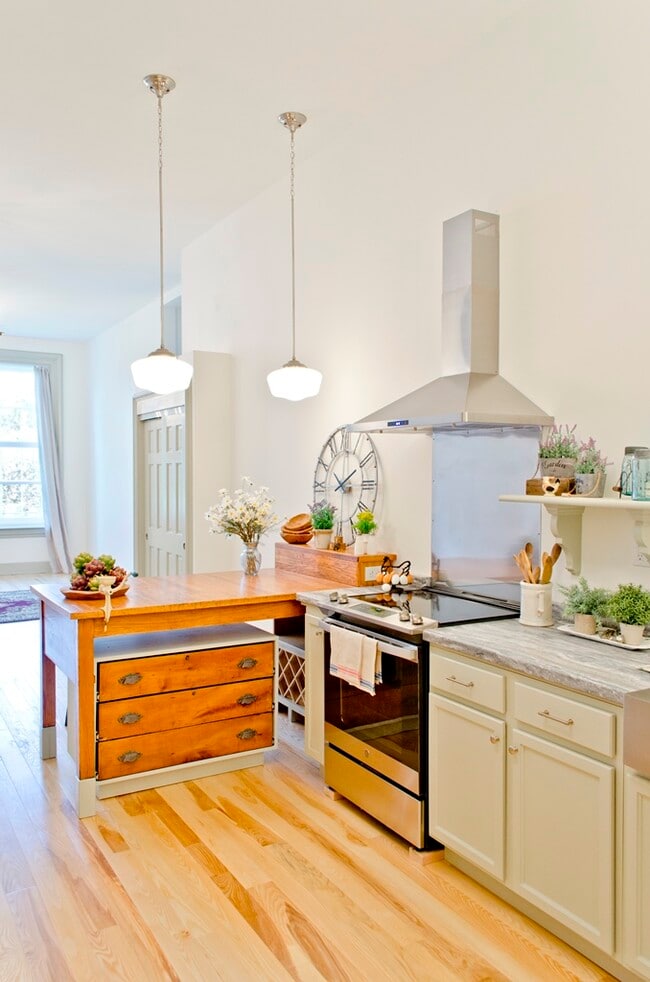 Photo - 29 E Main St Unit SB2