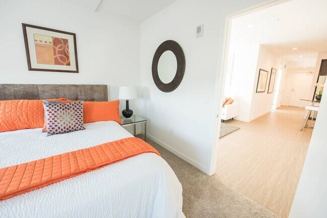 Photo - nVe NoHo Apartments