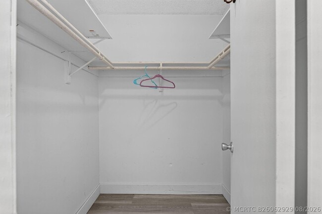 Building Photo - 17051 NE 35th Ave Unit 207
