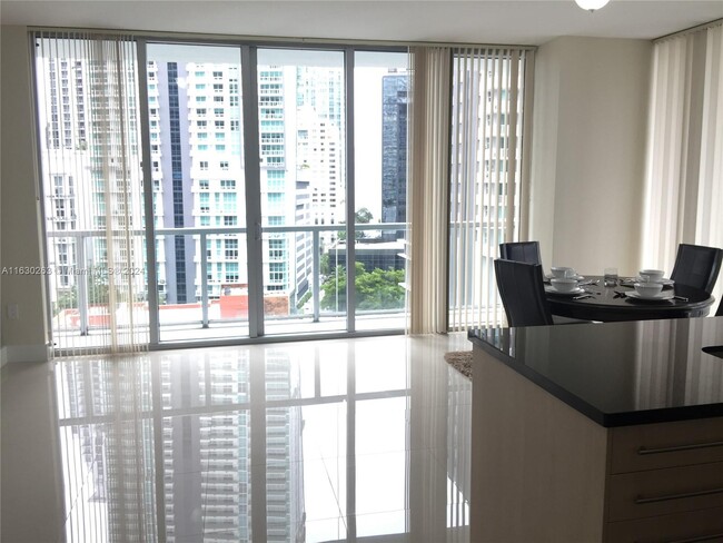 Photo - 79 SW 12th St Condominio Unidad 1406-S