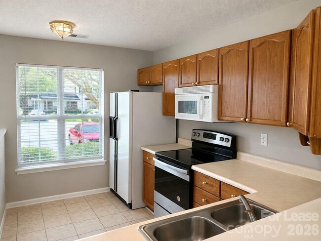 Photo - 2225 Preakness Ct