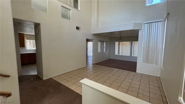 Building Photo - 6051 Dawn View Ln Rental