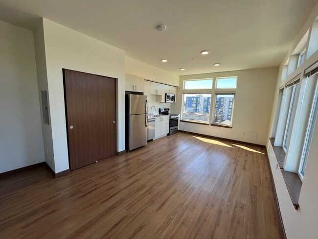 Photo - Midtown Flats