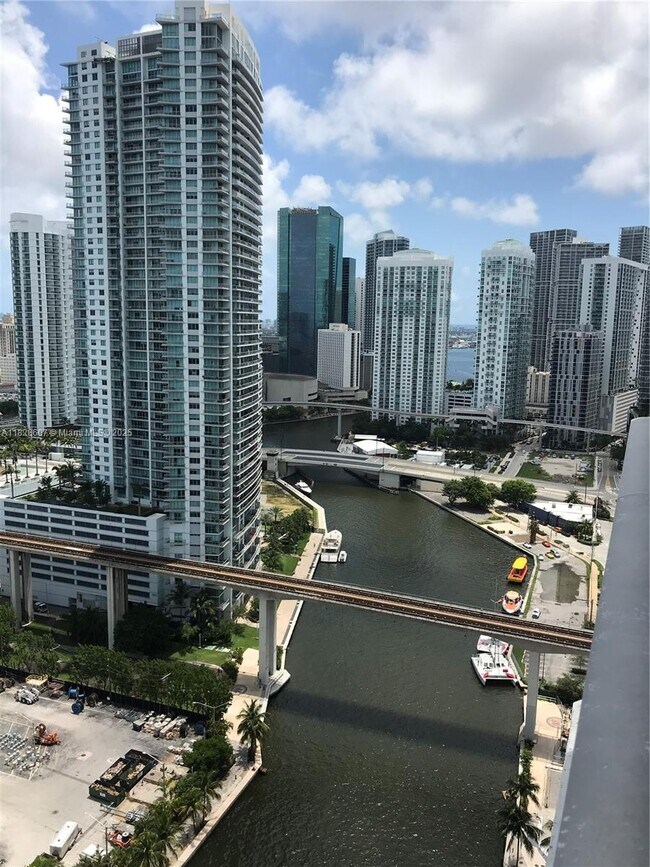 Photo - 185 SW 7th St Condo Unit 2805