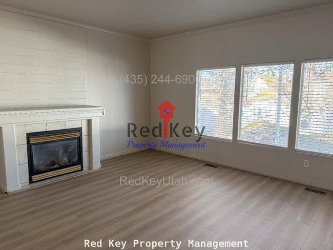 Photo - 1380 Single Family Home