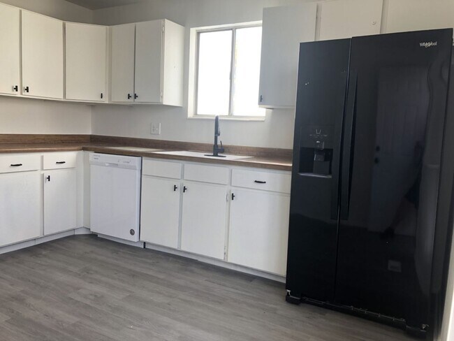 Photo - HUGE 6 bed 2 bath fully remodeled Kearns home is a MUST SEE!!