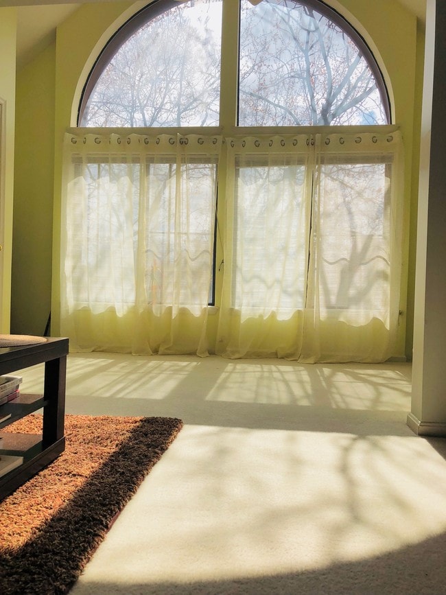 Sunroom - 2807 Lee Oaks Ct Unidad 302 Rental