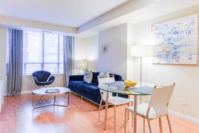 Photo - 205 Queen St W Unit ID1034872P