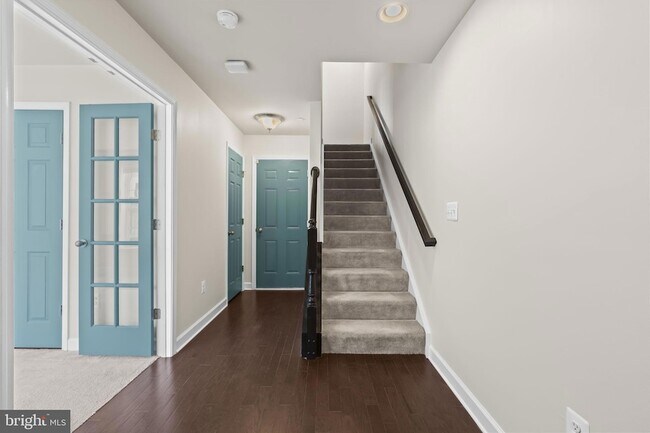 3030 Mia Ln