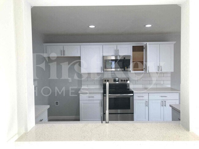 Photo - 8923 W Harmont Dr